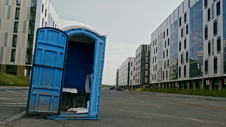 Best Portable Restroom Servicing (Cleaning and Restocking)  in Bethel, WA